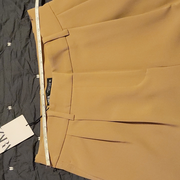 Zara camel loose pleated ankle trousers. - Picture 7 of 9